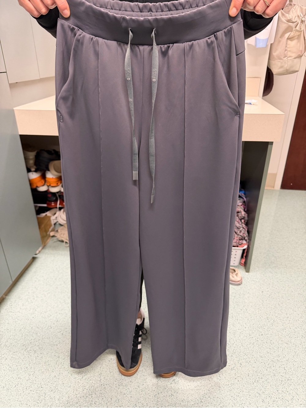 Figs Wide-Leg Drawstring Pants in Charcoal Gray